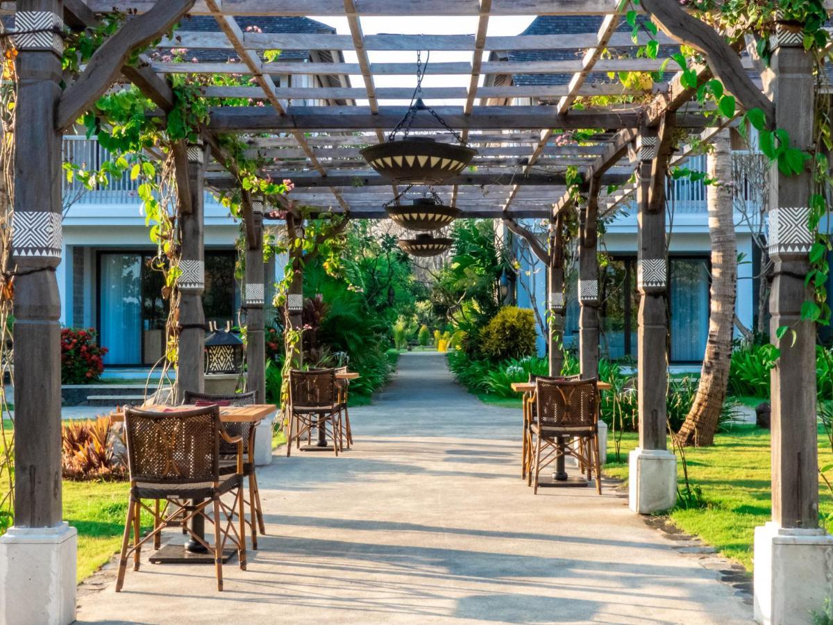 Sudamala Resort, Komodo, Лабуан-Бахо Экстерьер фото The Pergola at the Hotel